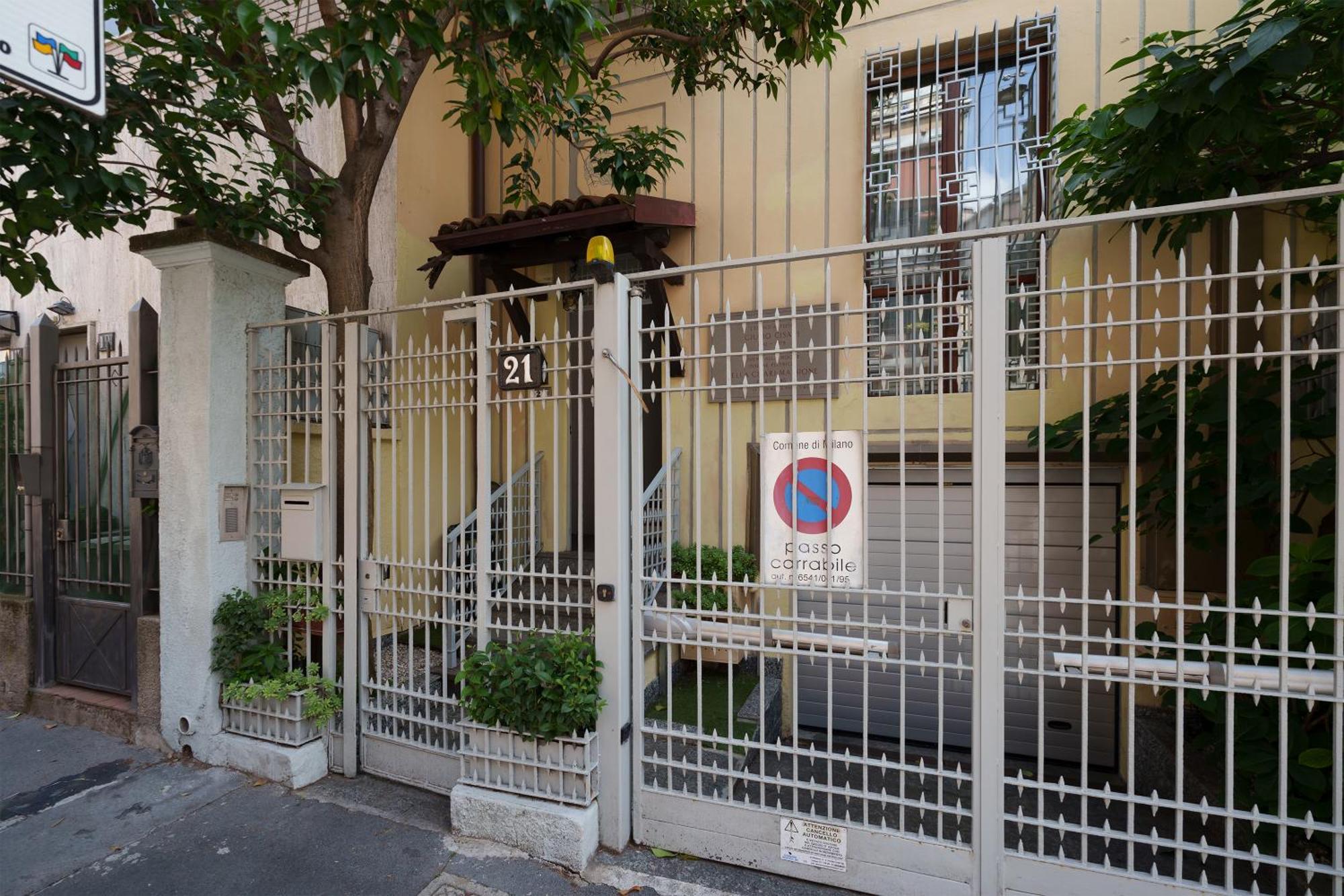 Squirrel'S House Apartment Milan Exterior photo